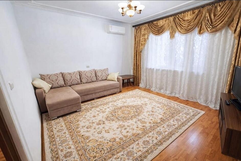 2-комнатная квартира, мкр. Самал-2, 27, 56 м², фото 3